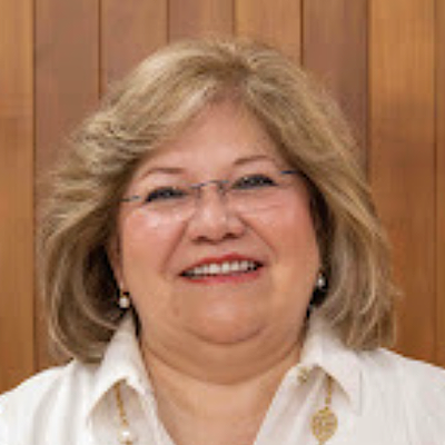 Mtra. María Dolores Valle Martínez